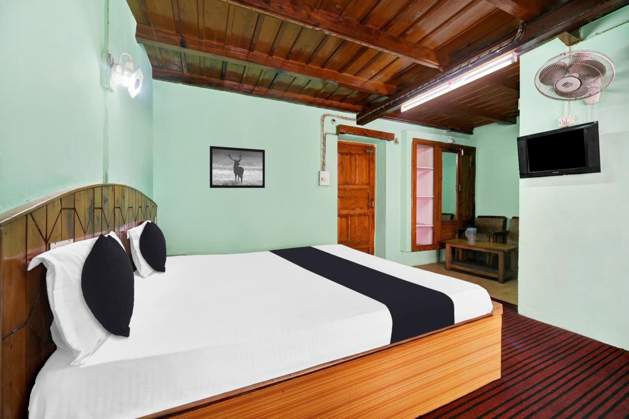 Hotel O Chaman Manāli Exterior foto